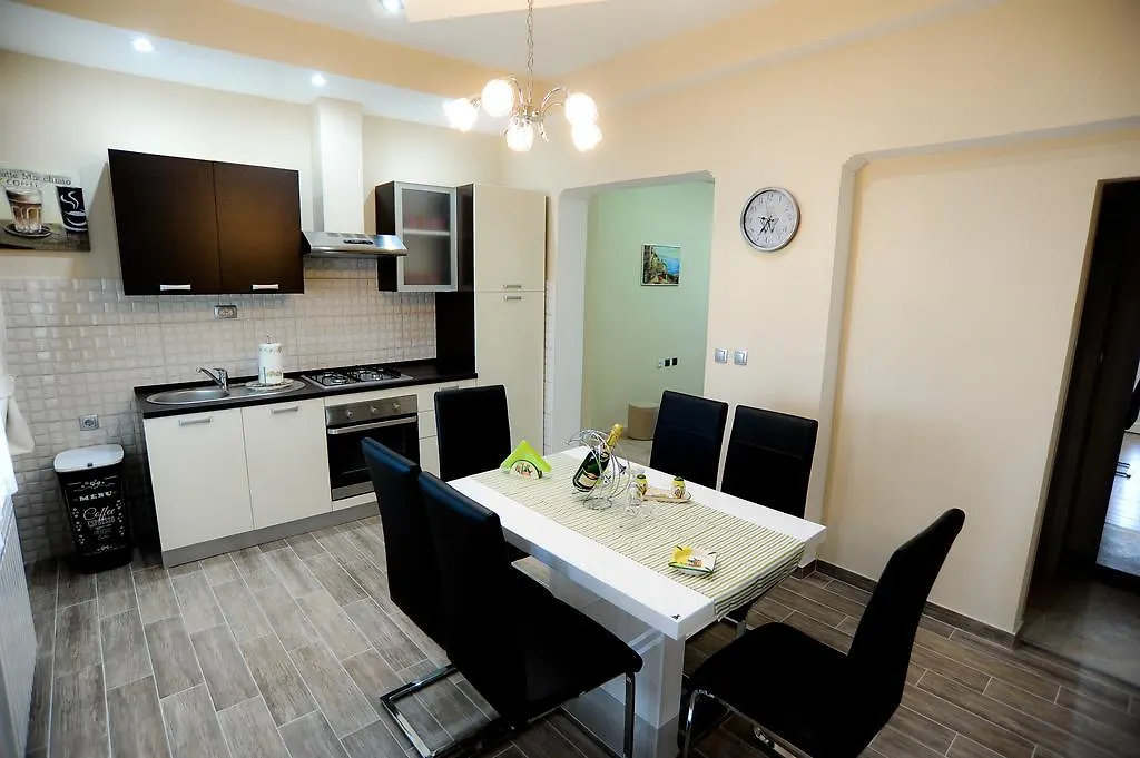 Apartments Mia Sukosan 0*,  Croatia